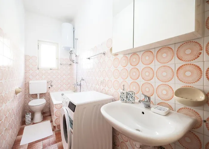 3 Bedroom For 5 People Daire